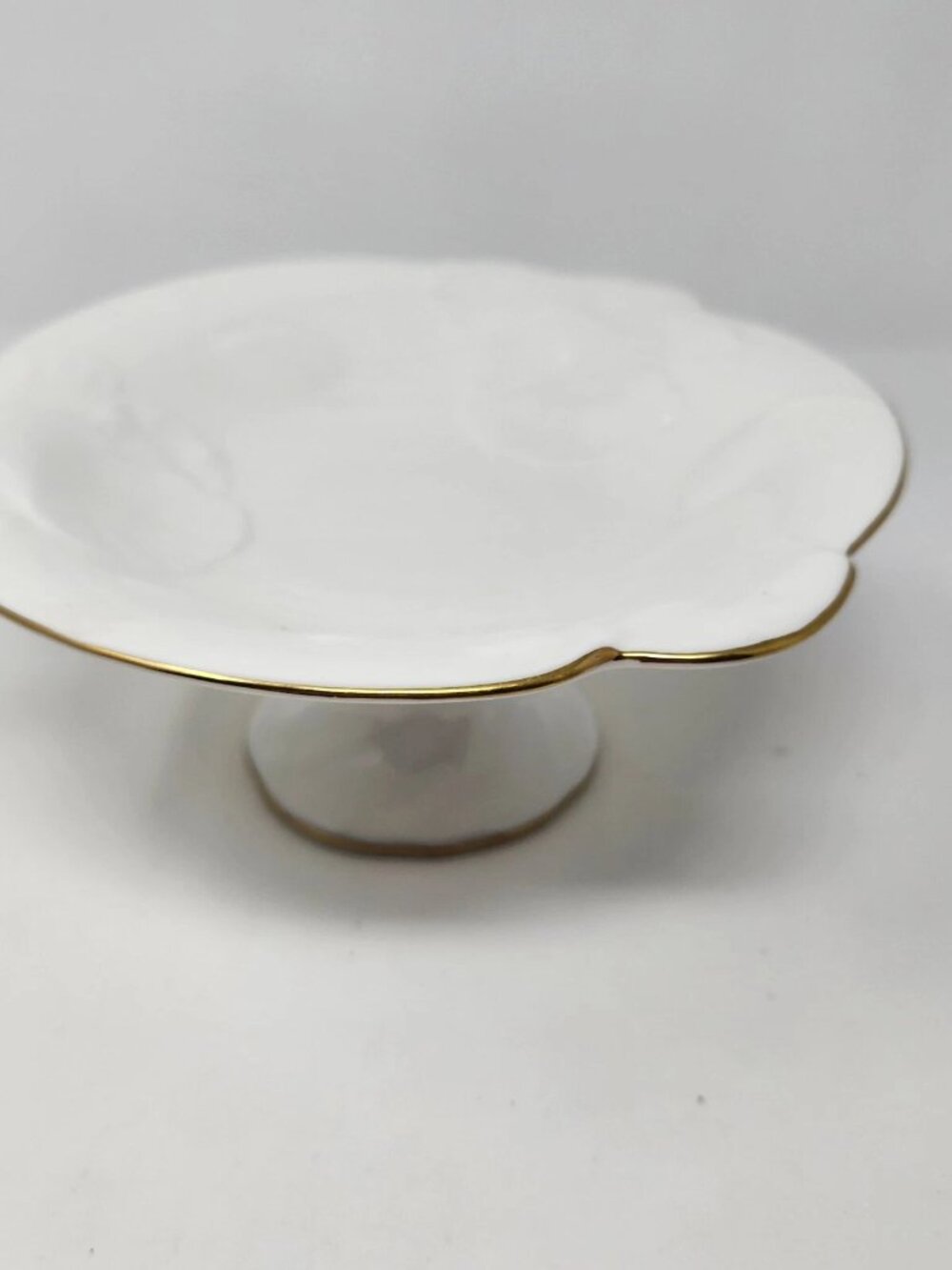 Home Beautiful TY001 VERMEIL PEDESTAL Candy Dish Bowl Soap PETITE BONE CHINA